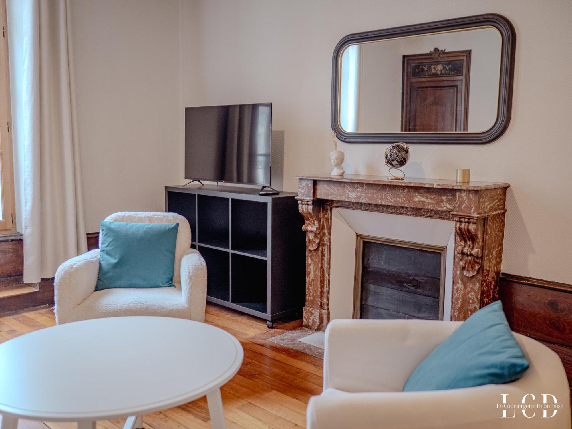 Le Berbisey Centre Apartment